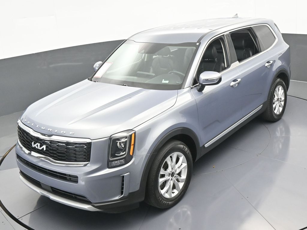 Vehicle image 12 of 66
