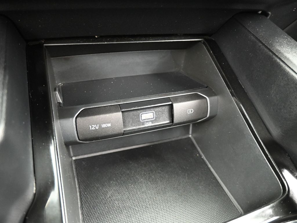 Vehicle image 42 of 66