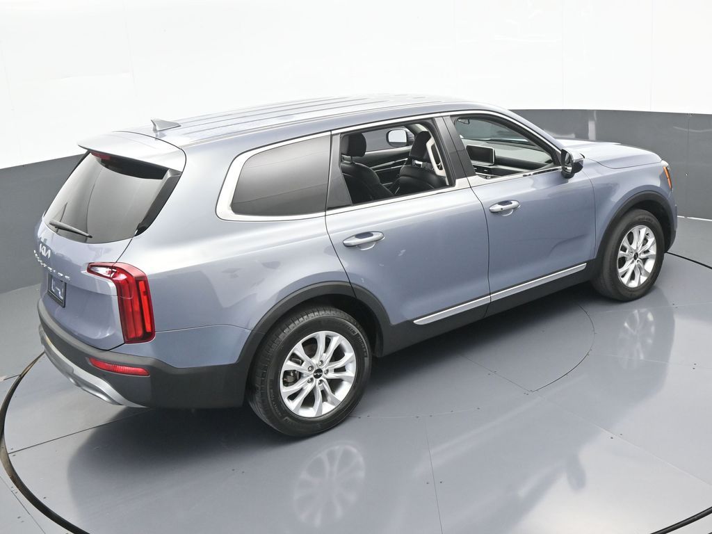 Vehicle image 16 of 66