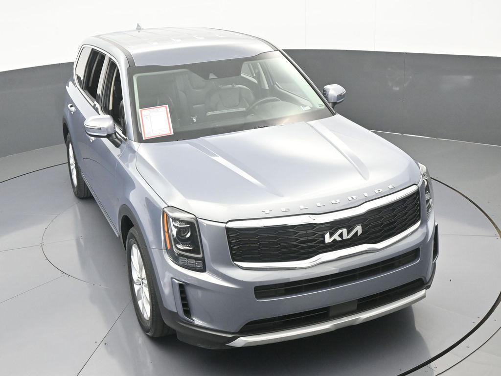 Vehicle image 19 of 66