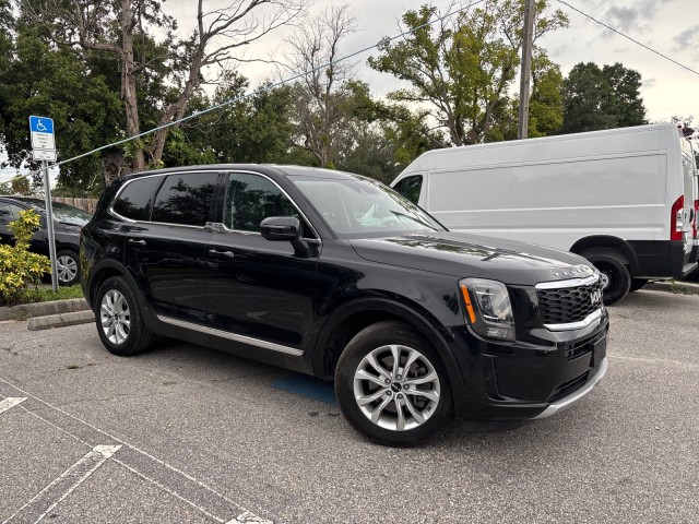 Vehicle image 6 of 22