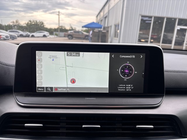 Vehicle image 21 of 22