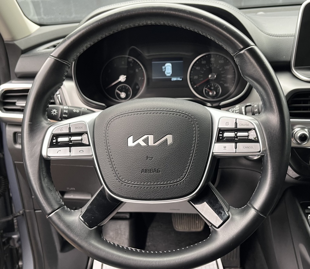 2022 Kia Telluride S Image 10 of 22