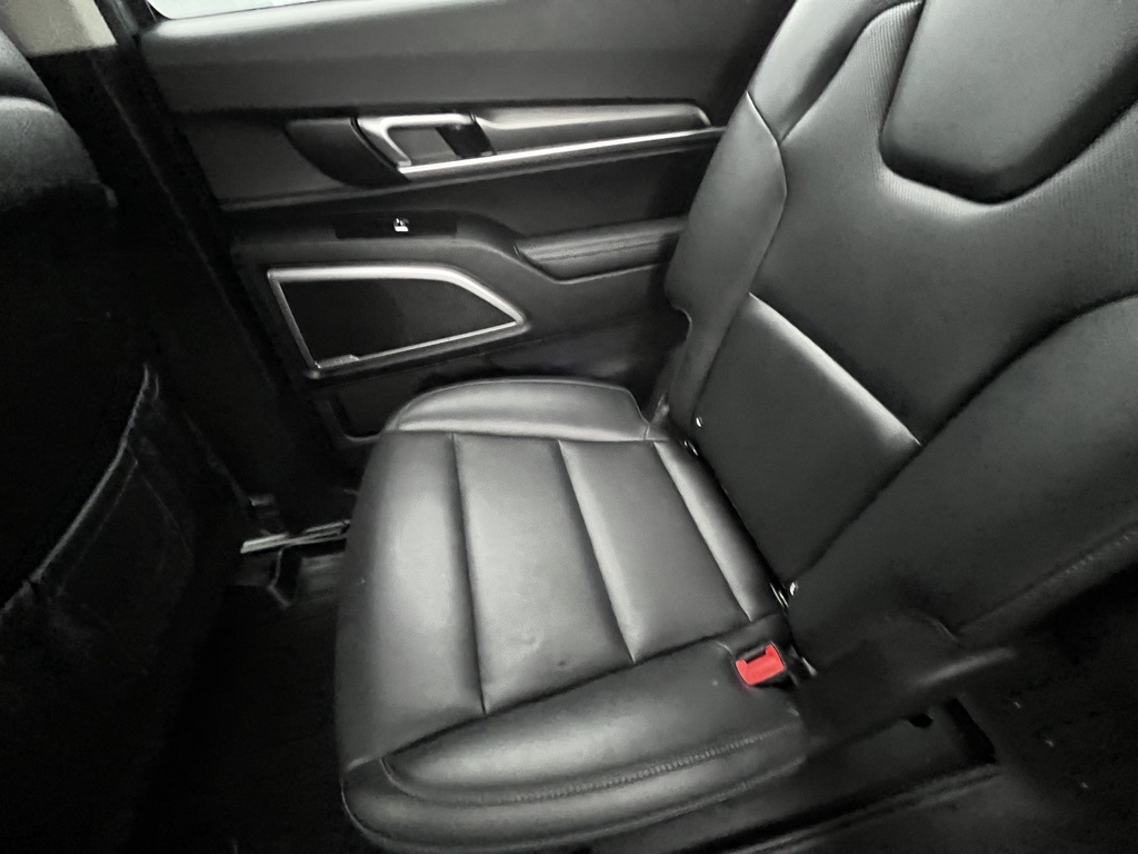 2022 Kia Telluride S Image 8 of 22