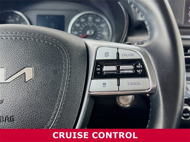 Vehicle image 21 of 38