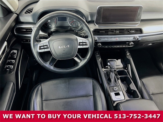 Vehicle image 24 of 38