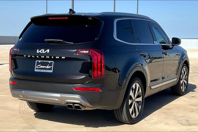 Vehicle image 2 of 34