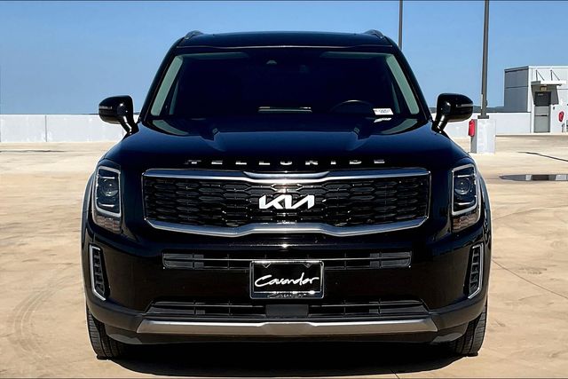 Vehicle image 3 of 34