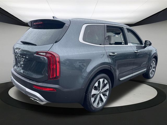 Vehicle image 4 of 42