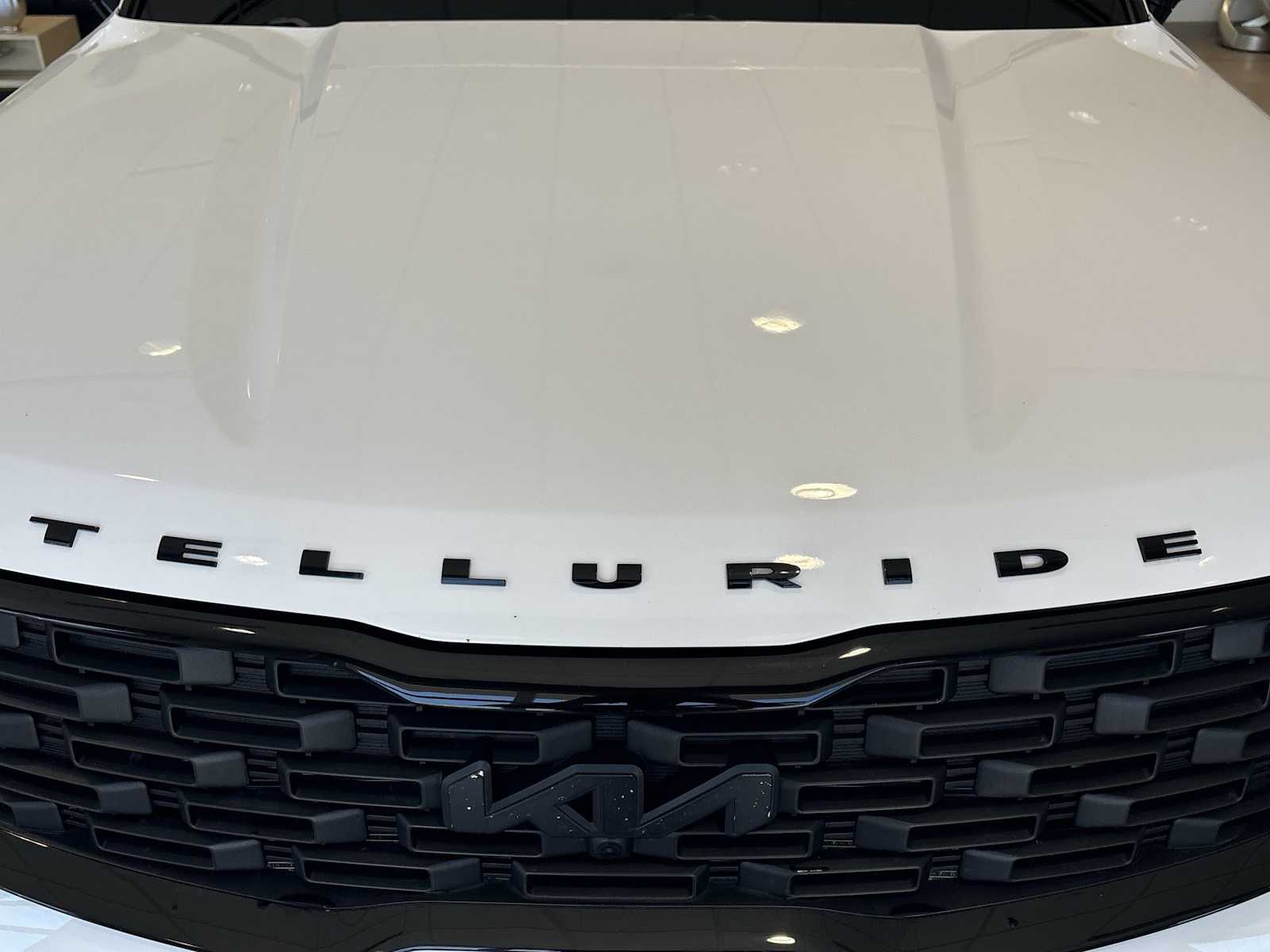 Vehicle image 31 of 35