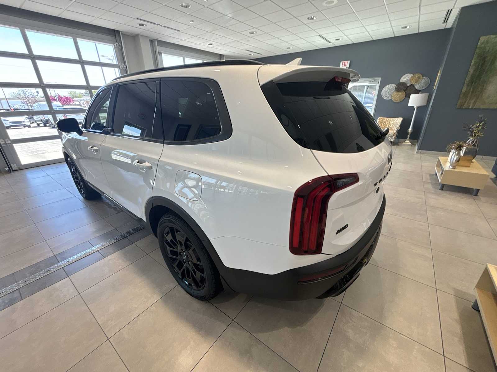 Vehicle image 6 of 35
