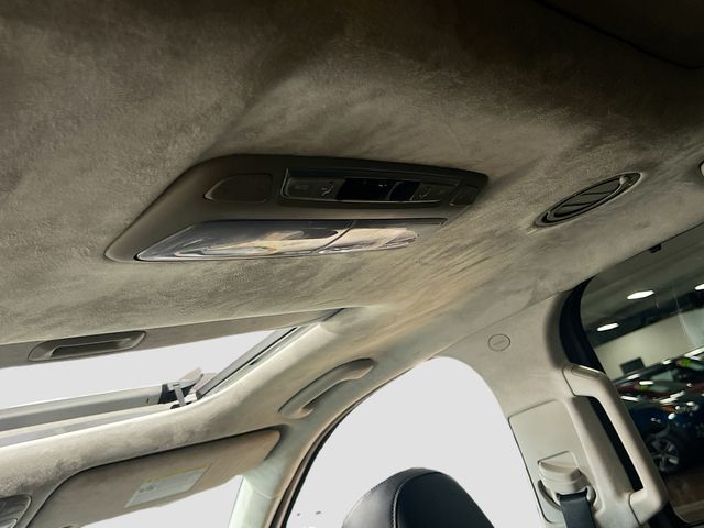 Vehicle image 28 of 38