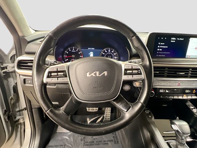 Vehicle image 11 of 38