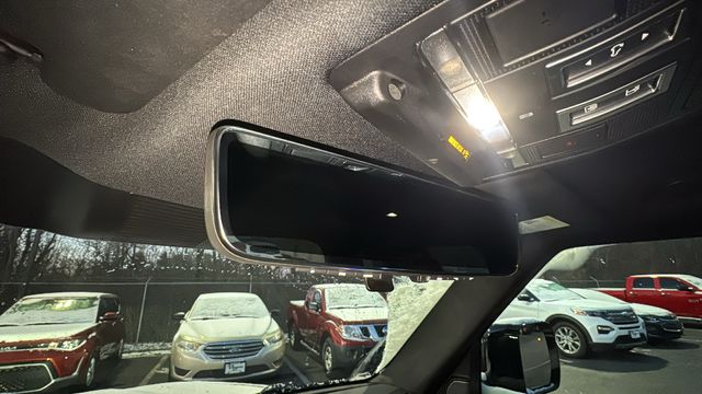 2022 Land Rover Defender X-Dynamic SE Image 37 of 37