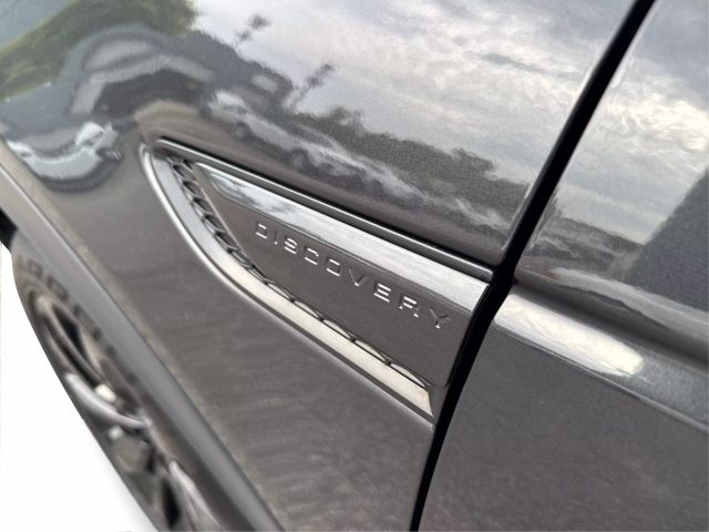 Vehicle image 19 of 28