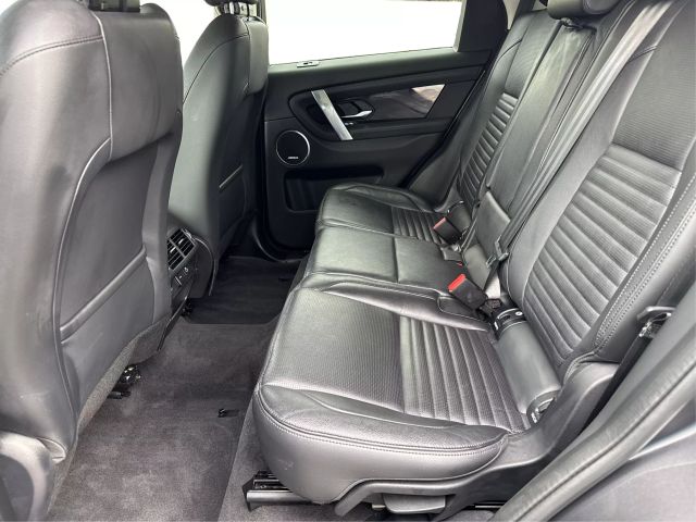 Vehicle image 8 of 28