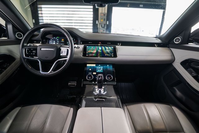 2022 Land Rover Range Rover Evoque R-Dynamic SE Image 13 of 33