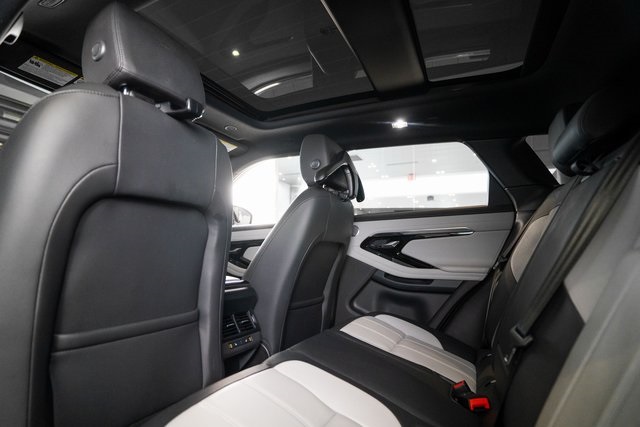 2022 Land Rover Range Rover Evoque R-Dynamic SE Image 12 of 33