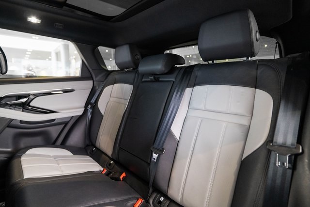 2022 Land Rover Range Rover Evoque R-Dynamic SE Image 10 of 33