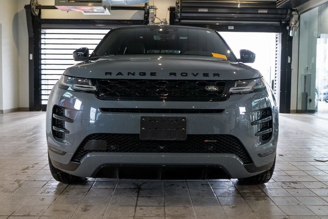 2022 Land Rover Range Rover Evoque R-Dynamic SE Image 2 of 33
