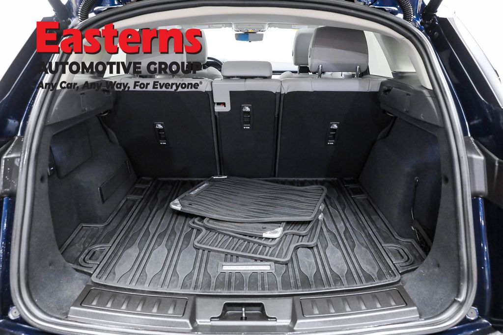 Vehicle image 43 of 64