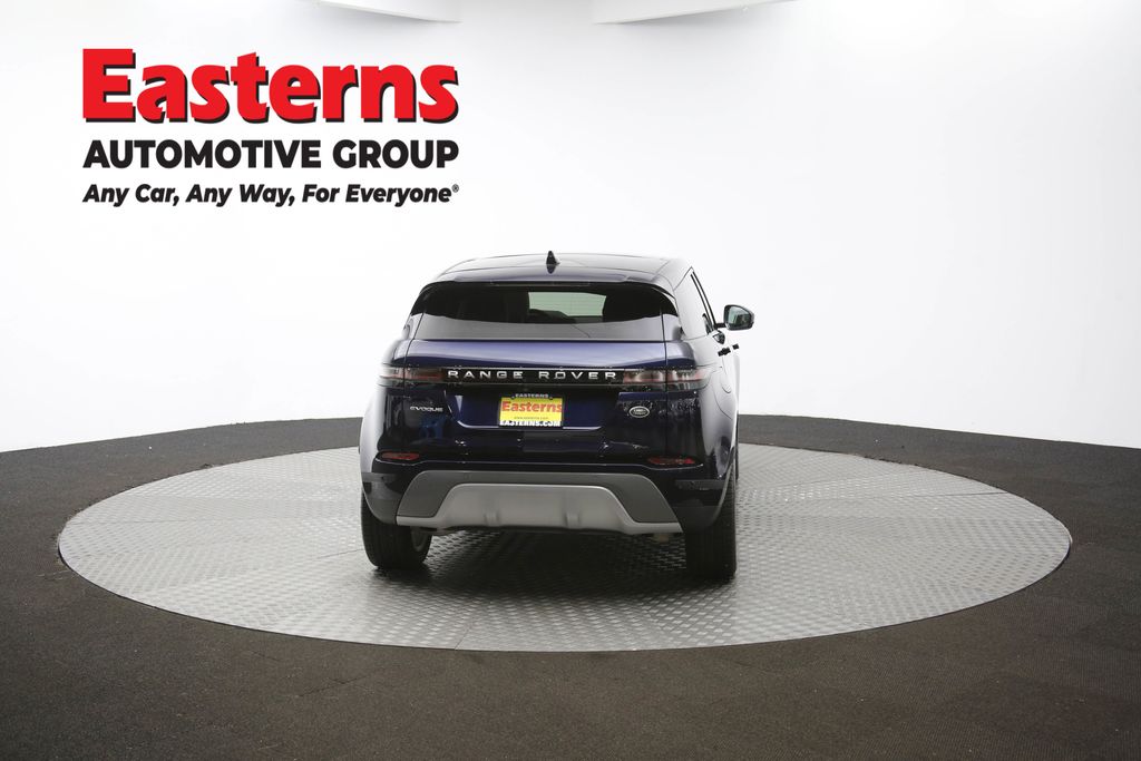 Vehicle image 27 of 64