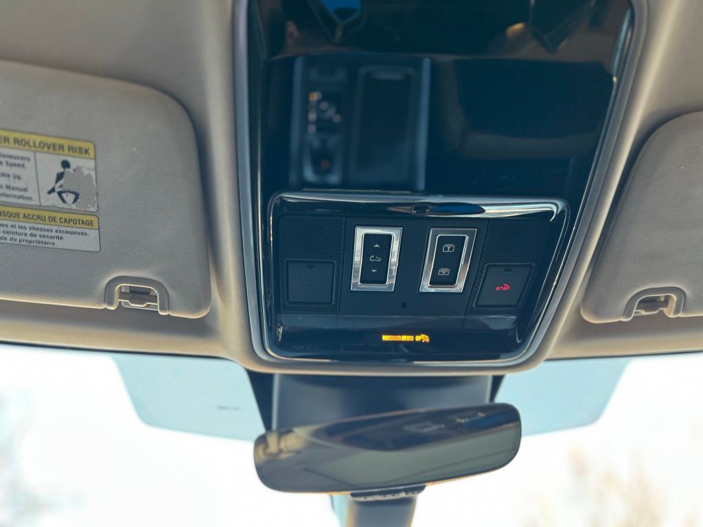 2022 Land Rover Range Rover Sport HSE Dynamic Image 27 of 29