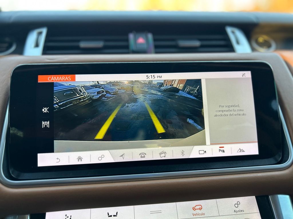 2022 Land Rover Range Rover Sport HSE Dynamic Image 19 of 29