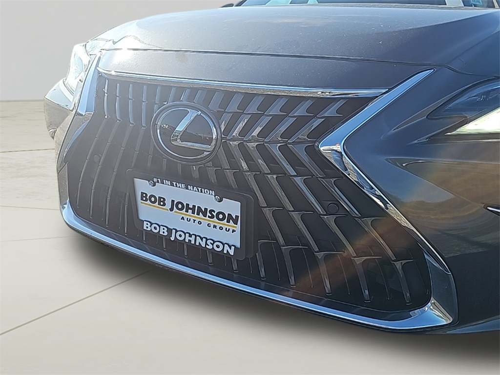 2022 Lexus ES 350 Image 33 of 38