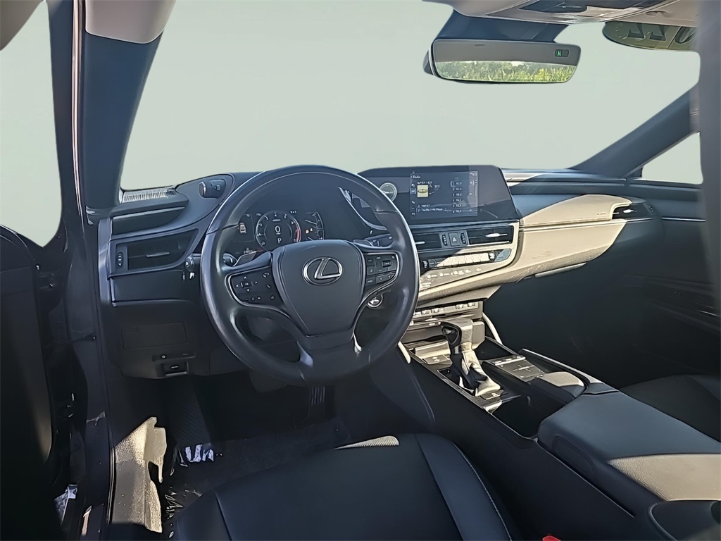 2022 Lexus ES 350 Image 14 of 38