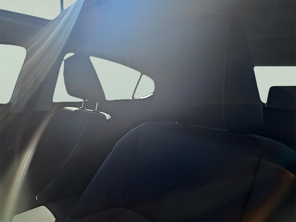 2022 Lexus ES 350 Image 11 of 38