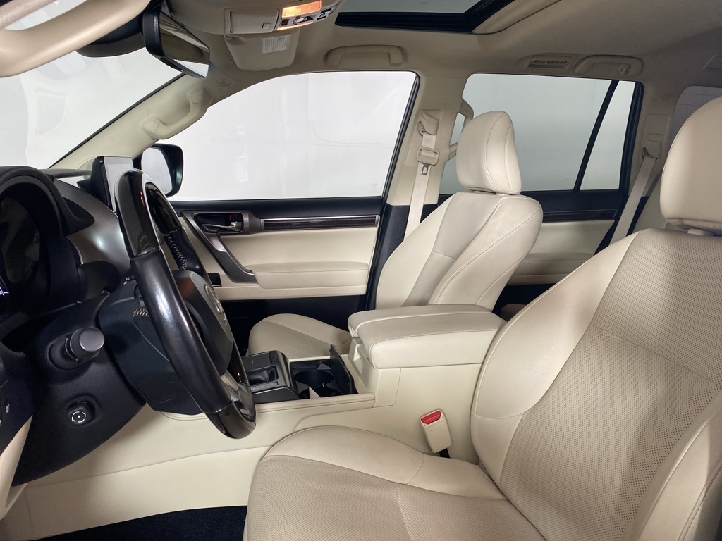 2022 Lexus GX 460 Premium Image 34 of 37