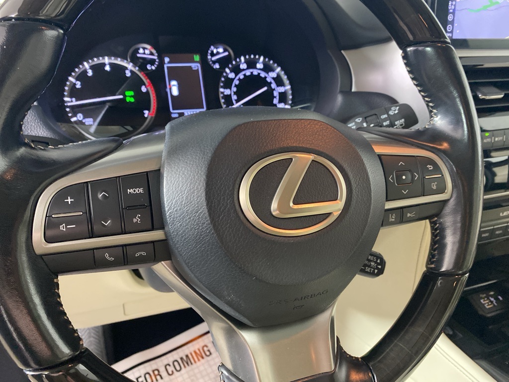 2022 Lexus GX 460 Premium Image 18 of 37