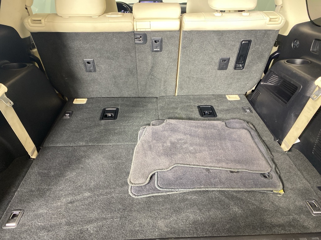 2022 Lexus GX 460 Premium Image 11 of 37