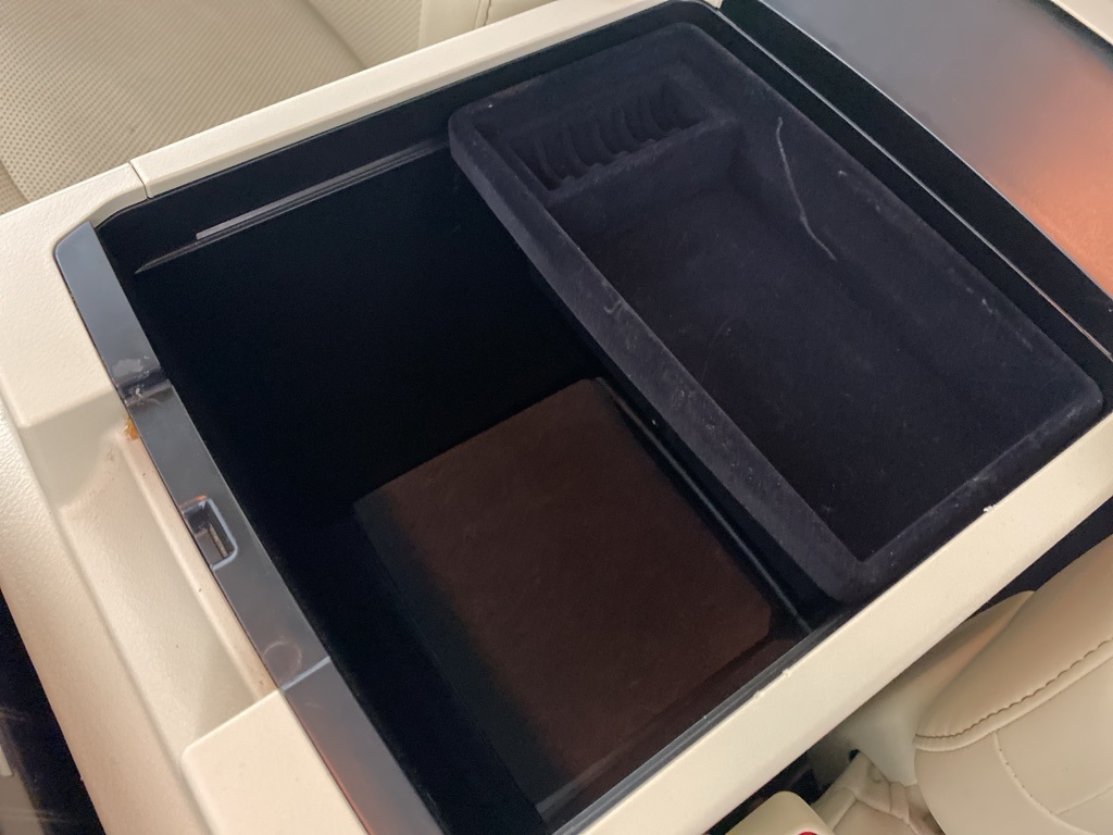 2022 Lexus GX 460 Premium Image 26 of 37