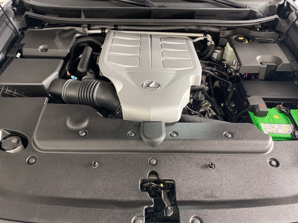 2022 Lexus GX 460 Premium Image 9 of 37