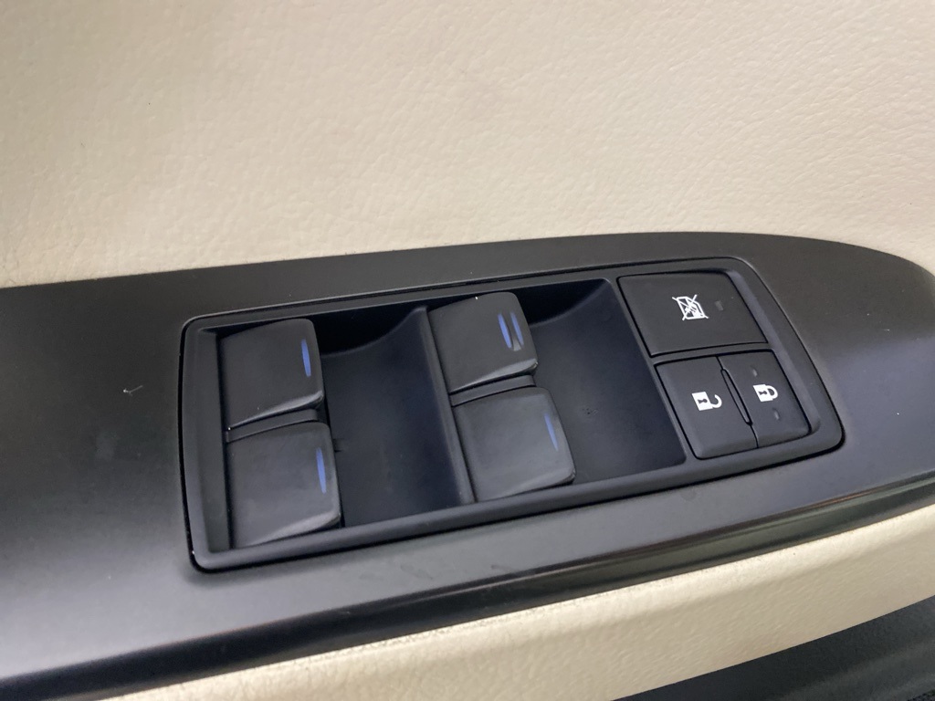 2022 Lexus GX 460 Premium Image 33 of 37