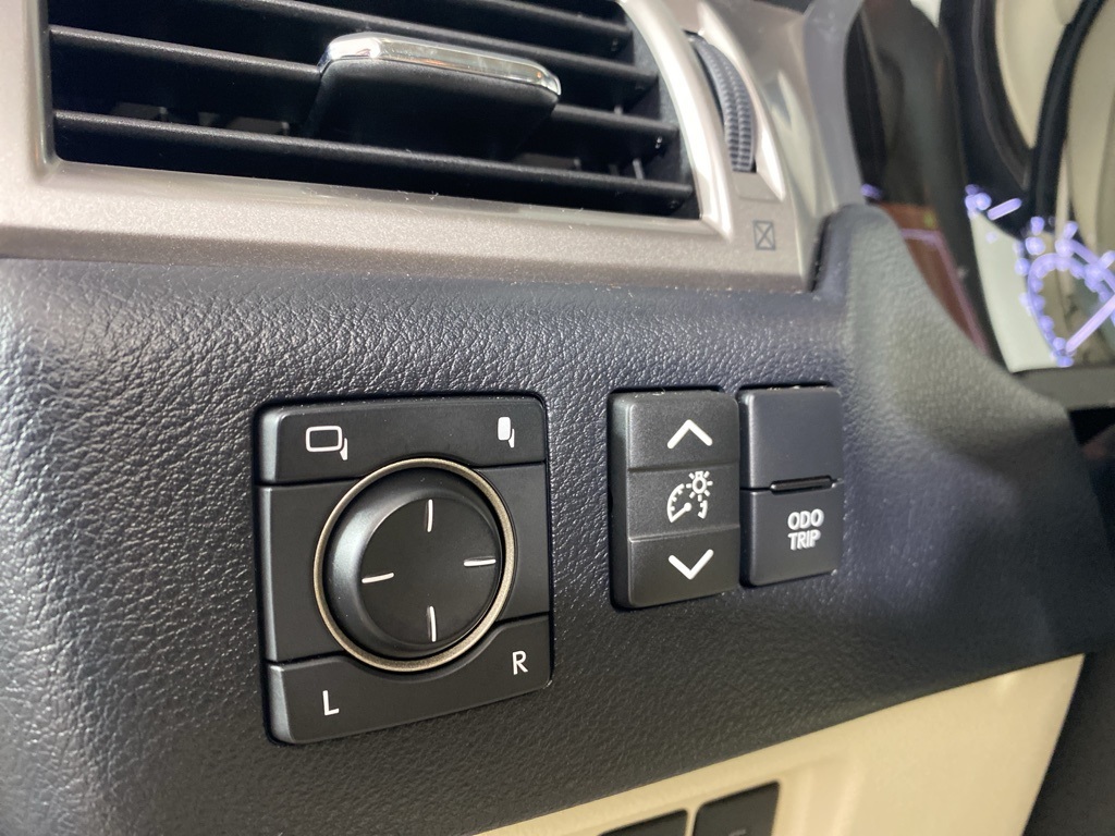 2022 Lexus GX 460 Premium Image 29 of 37