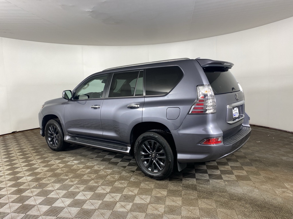 2022 Lexus GX 460 Premium Image 7 of 37