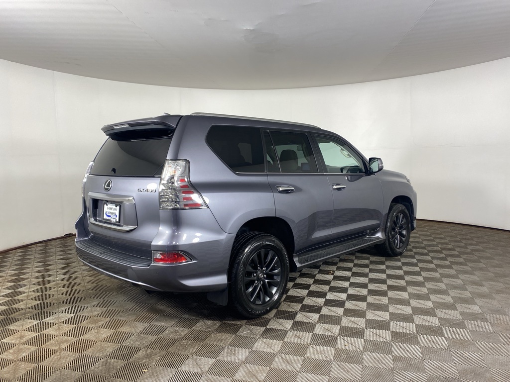 2022 Lexus GX 460 Premium Image 5 of 37