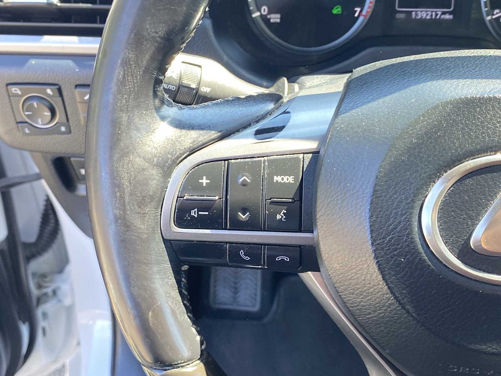 2022 Lexus GX 460 Premium Image 25 of 28