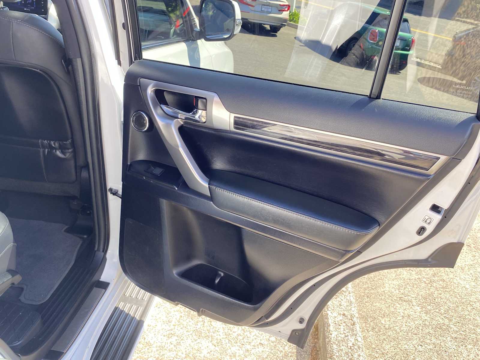 2022 Lexus GX 460 Premium Image 20 of 28