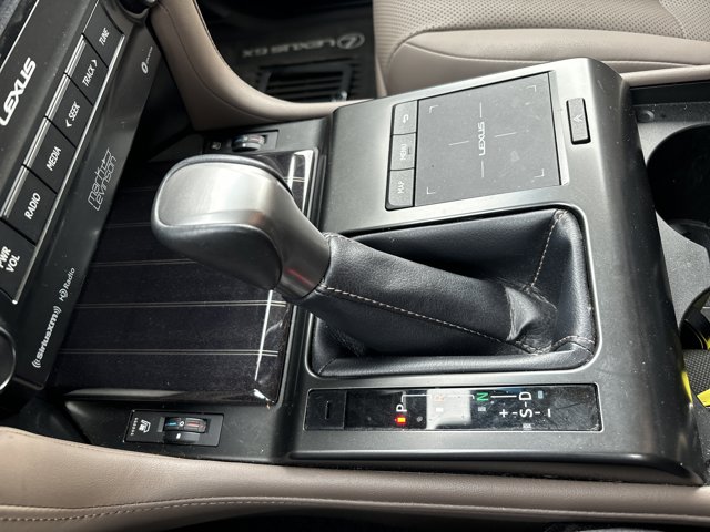 2022 Lexus GX 460 Premium Image 23 of 32