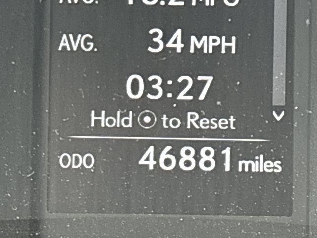 2022 Lexus GX 460 Premium Image 18 of 32