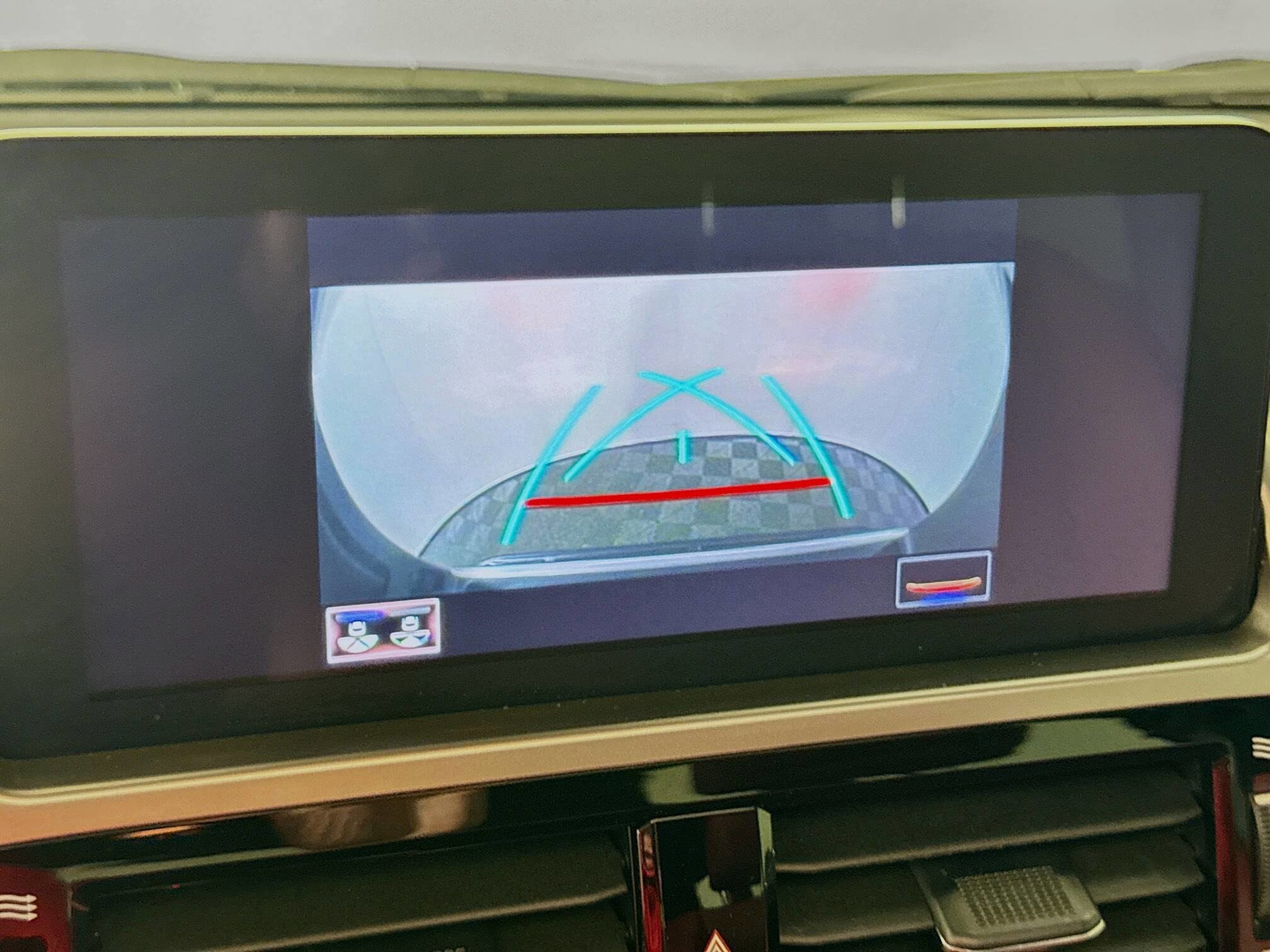 2022 Lexus GX 460 Premium Image 22 of 33