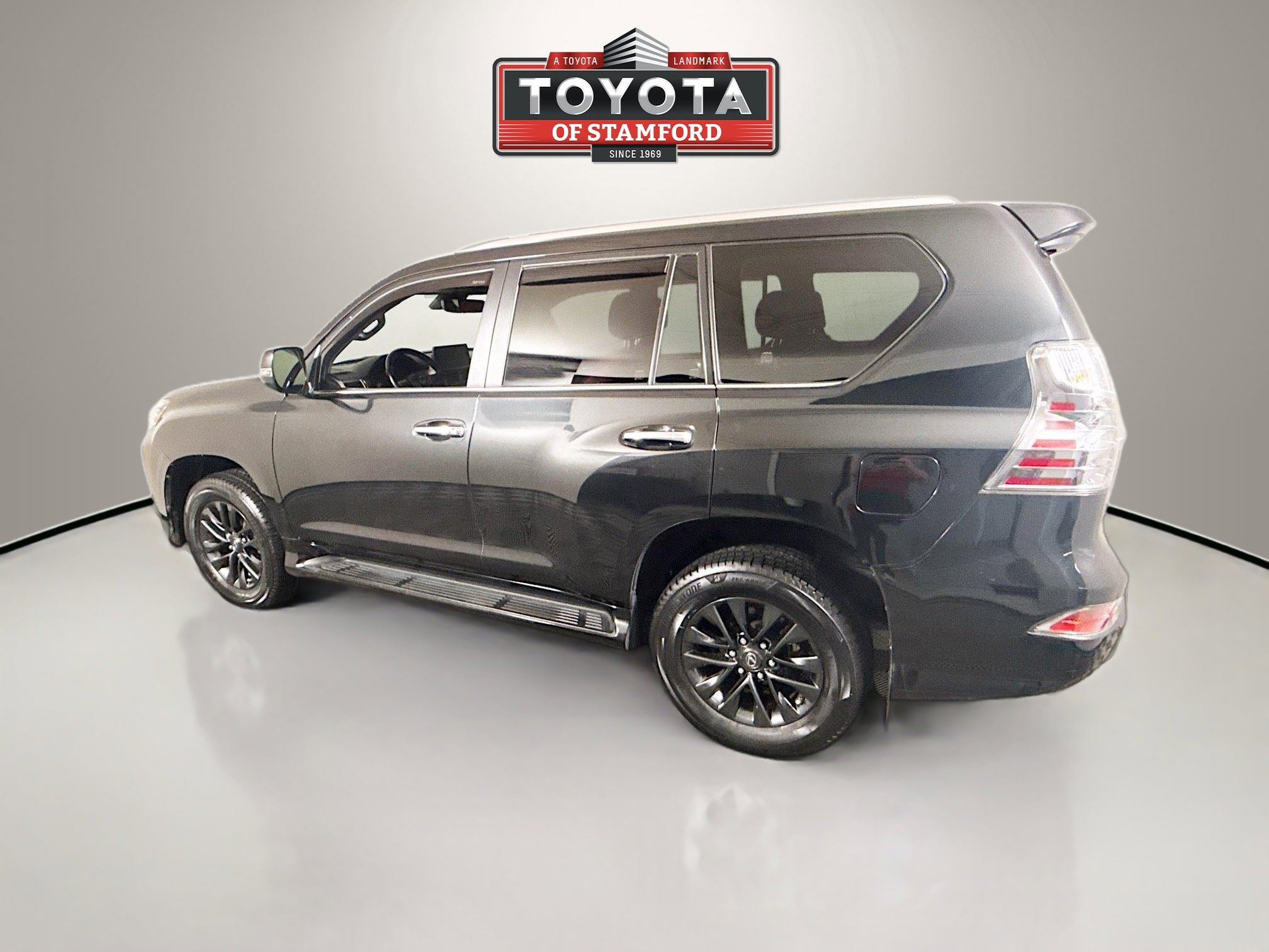 2022 Lexus GX 460 Premium Image 7 of 33