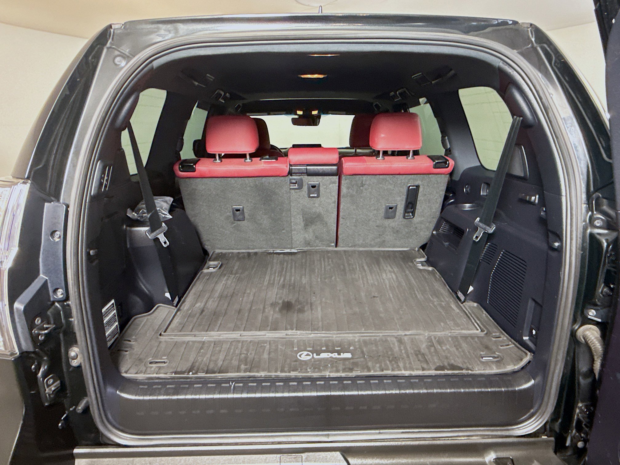 2022 Lexus GX 460 Premium Image 11 of 33