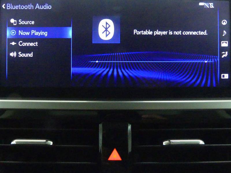 2022 Lexus GX 460 Premium Image 17 of 36