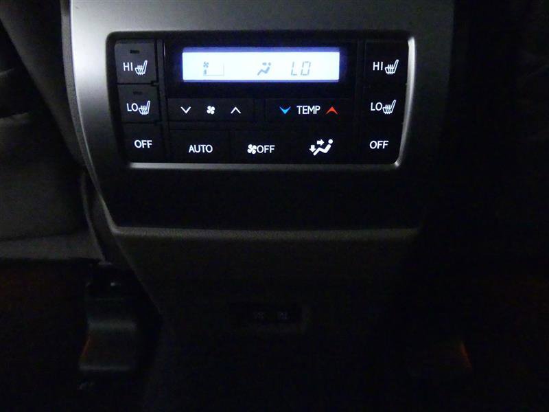 2022 Lexus GX 460 Premium Image 33 of 36