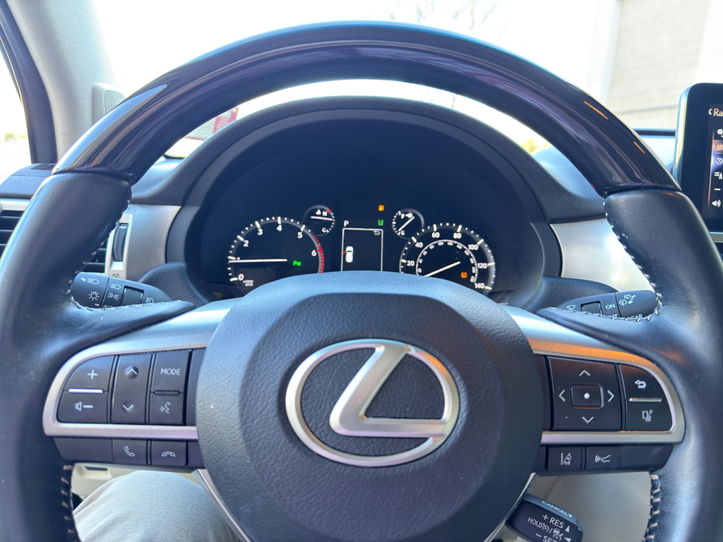 2022 Lexus GX 460 Premium Image 30 of 33